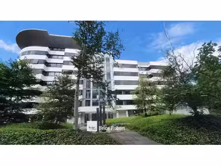 location bureaux 156m² à 2826m²