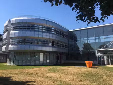 location bureaux poissy 78300 20m² à 548m²