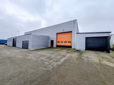 vente bureaux et commerces à saint-gilles-croix-de-vie (85800) : à vendre / 960m² saint-gi