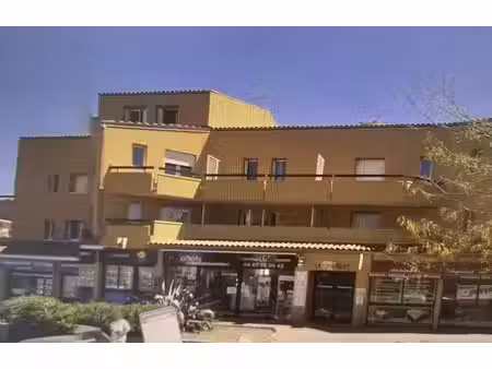 location appartement 1 pièce 27 m² à montpellier (34000)