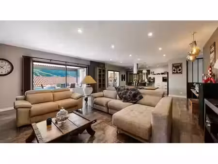 vente maison 4 pièces 144 m² à cases-de-pène (66600)  500 000 €