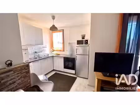 appartement à la londe-les-maures (83250)