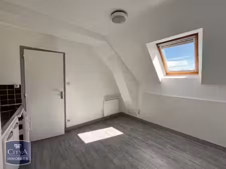 location appartement 1 pièce 13m² laval 53000