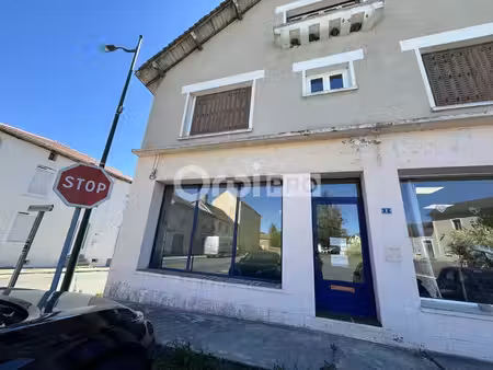 location commerce bussiere galant 87230 48m²