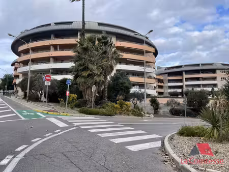 location parking la ciotat 13600