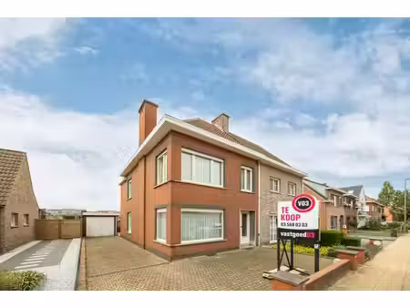huis te koop in stabroek met 4 slaapkamers