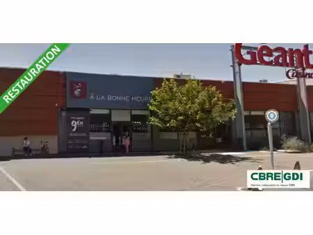location local commercial 784m² avignon 84000