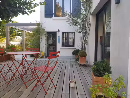 location maison 4 pièces 115m² la rochelle 17000