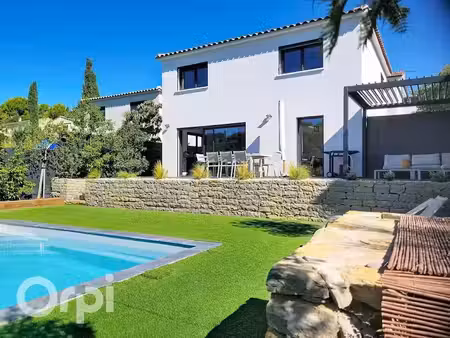 vente maison 4 pièces 122 m² à le beausset (83330)  650 000 €