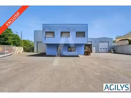 vente local d’activités 985m²