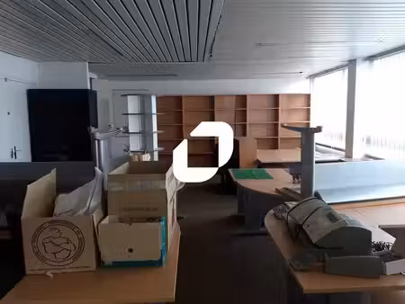 vente bureaux ris orangis 91130 600m²