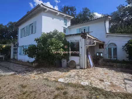 maison et dépendance à rénover terrain divisible
