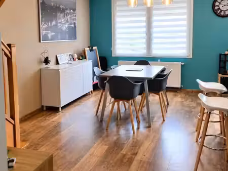 maison avec jardin et garage
