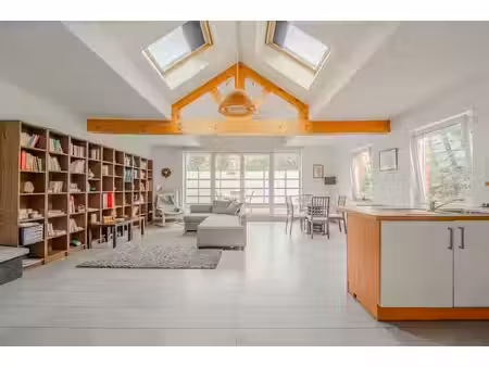 à vendre – appartement de deux chambres avec garage au 1er