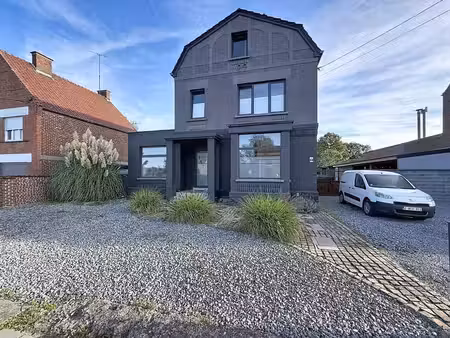 maison 4 chambres directement habitable en parfait état.