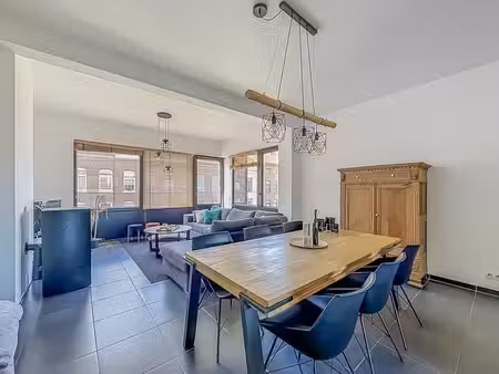 superbe maison avec jardin et garage