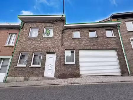 maison possibilité 4 chambres  garage et jardin