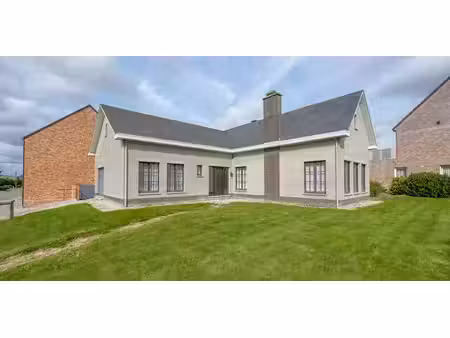 villa à vendre à nieuwerkerken pour € 310.000 avec 3 chambres à coucher