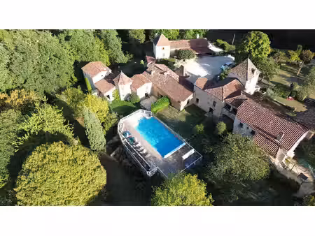 villa de luxe à vendre à puy-l'évêque