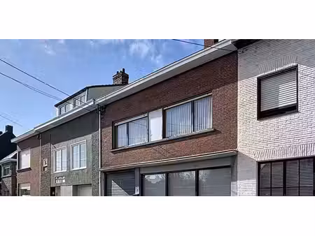 usage mixte à vendre à beveren pour € 374.000 avec 4 chambres à coucher