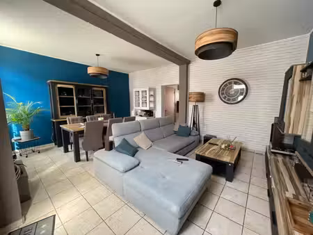 appartement 1 chambre avec terrasse + petit entrepôt + cave