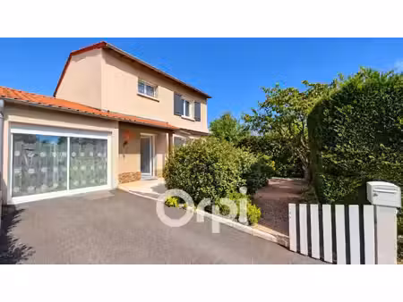 vente maison 5 pièces 110 m² aubière (63170)
