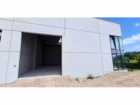 bâtiment d’entreprise à louer à waregem pour € 1.375