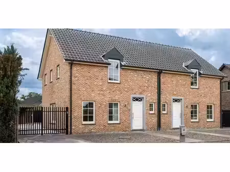 maison à louer à zutendaal pour € 1.500 avec 3 chambres à coucher