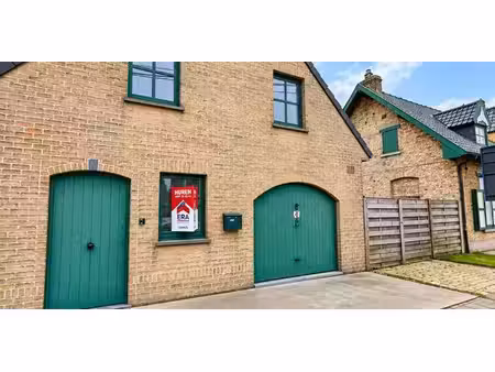 maison à louer à elverdinge pour € 800 avec 4 chambres à coucher