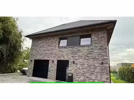 maison à vendre à biévène pour € 549.000 avec 3 chambres à coucher