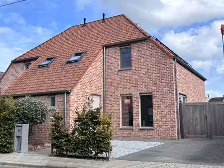 huis te koop in avelgem met 3 slaapkamers