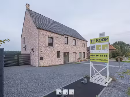 huis te koop in oudsbergen met 3 slaapkamers