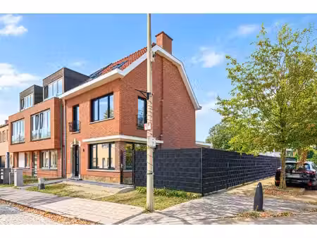 huis te koop in ranst met 3 slaapkamers