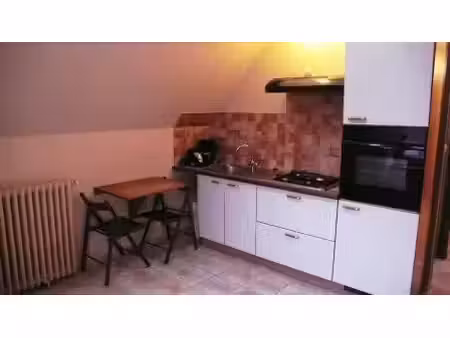 studio dans résidence au calme