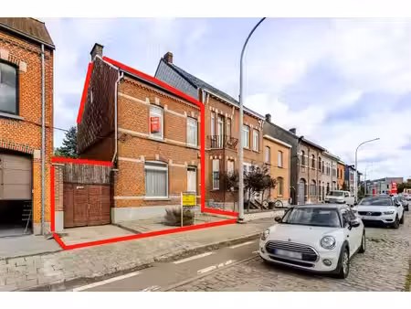 maison avec jardin et garage