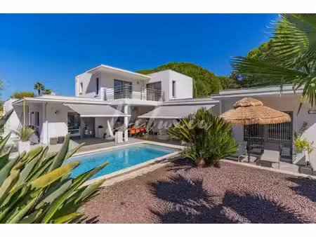 villa saint-raphaël - 3 chambres - 162m²