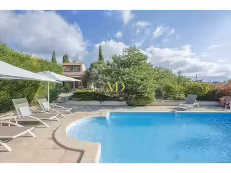 maison saint-saturnin-lès-apt - 3 chambres - 105m²