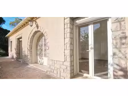 maison avec terrasse pezenas (34)