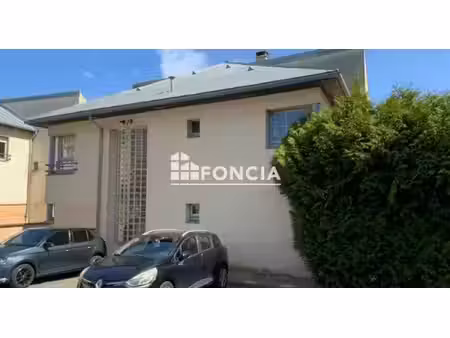 ezanville centre f3 en duplex vendu occupé comprenant séjour cuisine  chambre salle de bai