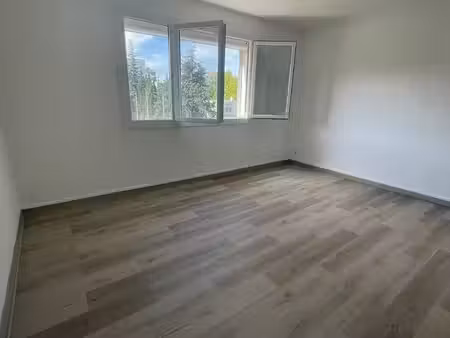appartement 3 pièces 55 m²