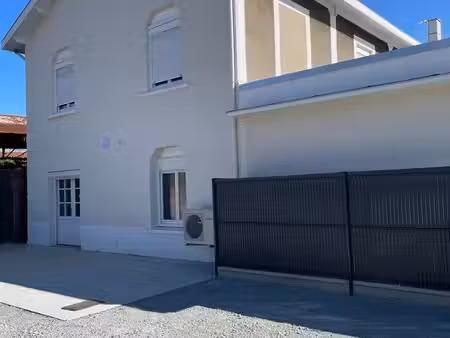 grande maison rénovée proche du centre de cadaujac