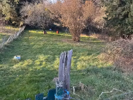 terrain à louer cloturé 2000m2 avec puits et abris