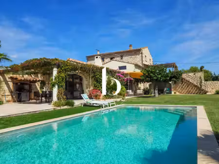 maison de luxe à vendre à uzès