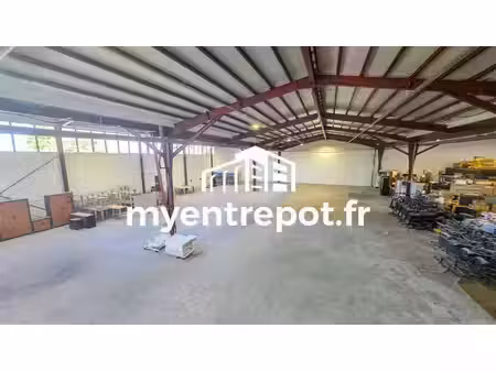 local d'activités à louer