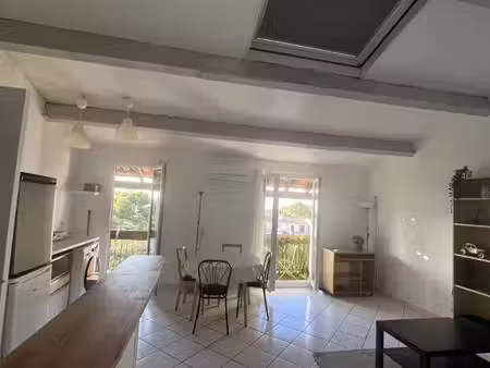 sausset les pins location meublee t2 residence fermee