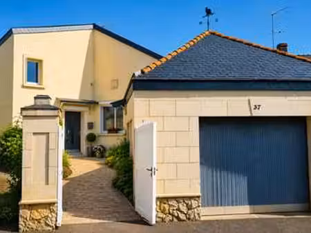 vente maison à bellevigne-les-châteaux (49400) : à vendre / 98m² bellevigne-les-châteaux