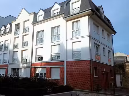 bel appartement t2 de 56 m² en centre ville avec ascenseur et garage