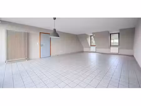 penthouse à louer à beernem pour € 790 avec 2 chambres à coucher
