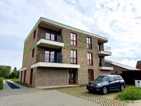 nieuwbouwappartement met 2 slaapkamers en 2 autostaanplaa...