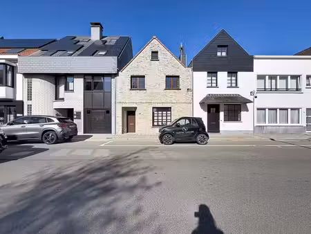 verzorgde woning in het centrum van knokke
